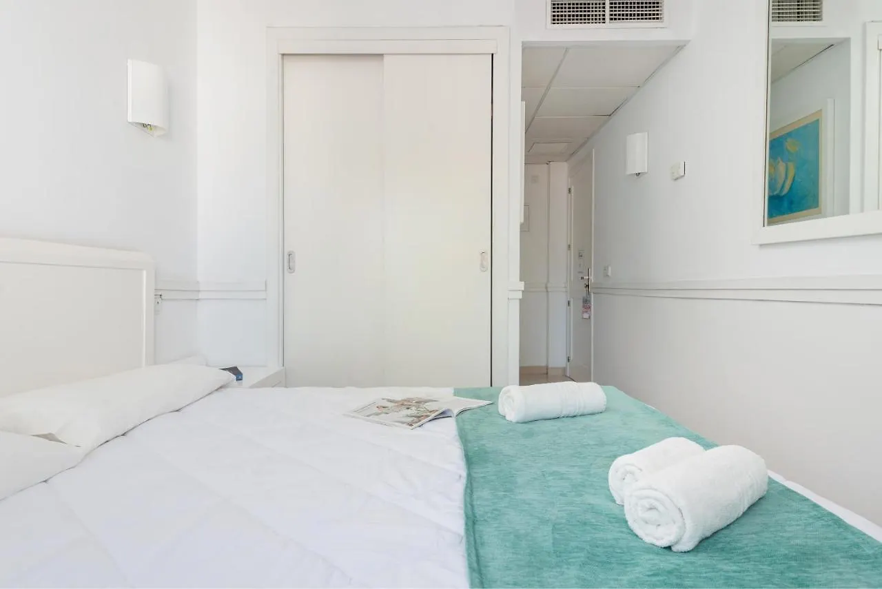 Hostal Brisa Marina Port de Alcudia  Ισπανία